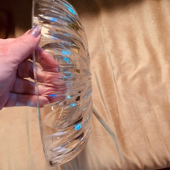 Tiffany & Co crystal bowl oversized circa 1992 Vintage gift xcellent condition - Picture 3 of 4